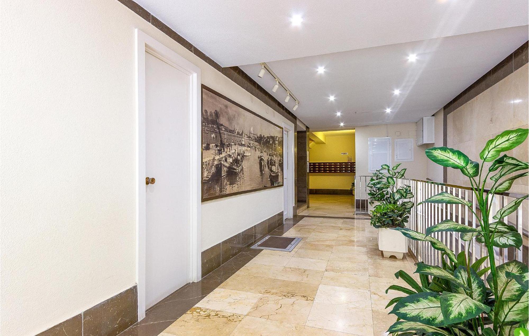 Lovely Apartment In Santa Pola With Kitchen Zewnętrze zdjęcie