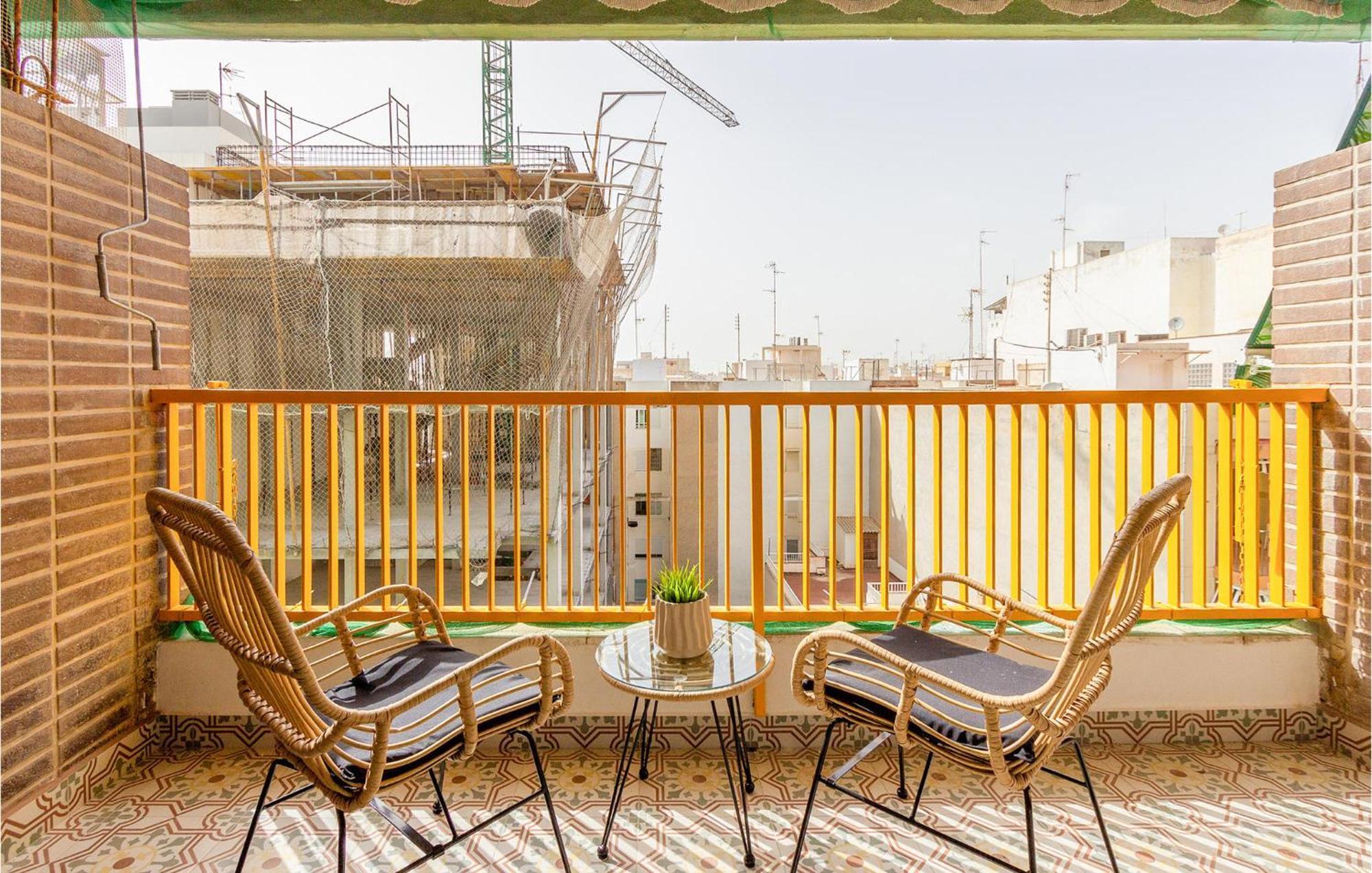 Lovely Apartment In Santa Pola With Kitchen Zewnętrze zdjęcie