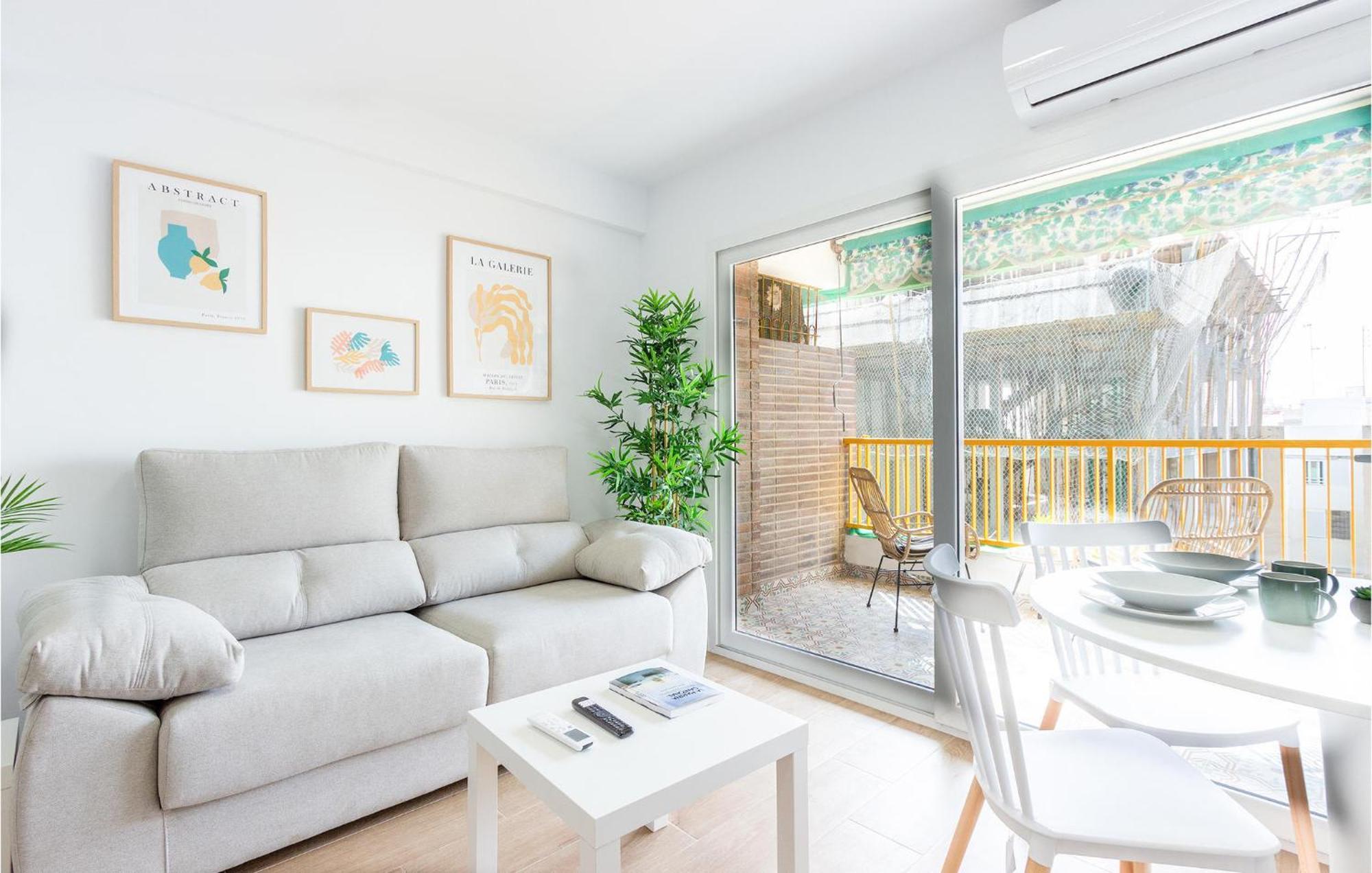 Lovely Apartment In Santa Pola With Kitchen Zewnętrze zdjęcie
