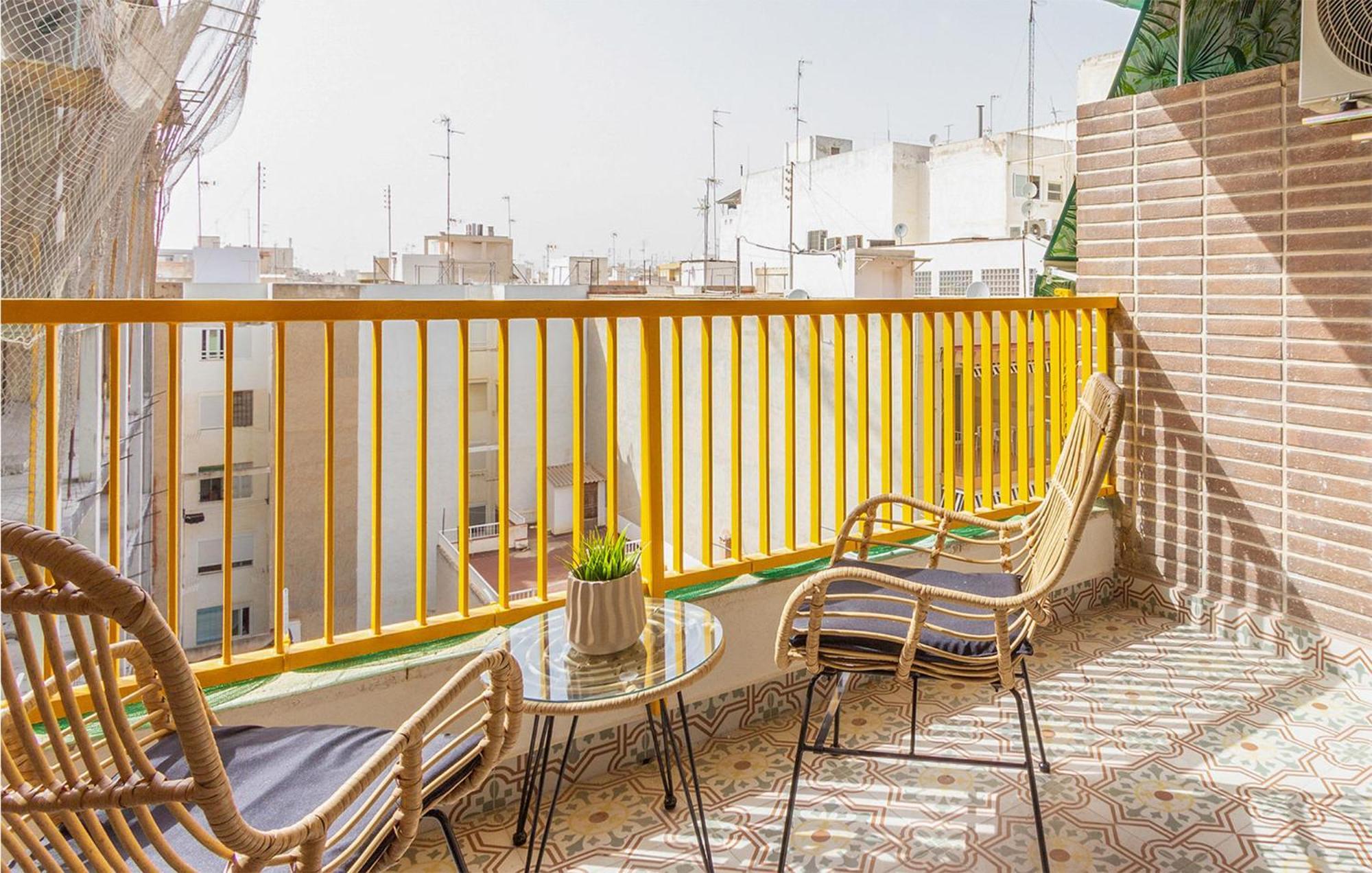 Lovely Apartment In Santa Pola With Kitchen Zewnętrze zdjęcie