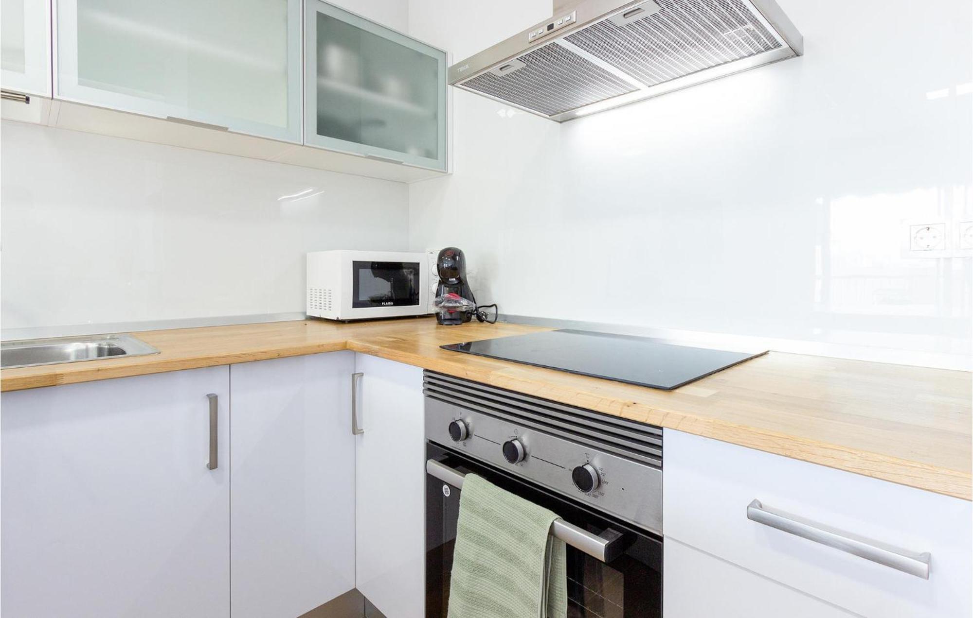 Lovely Apartment In Santa Pola With Kitchen Zewnętrze zdjęcie